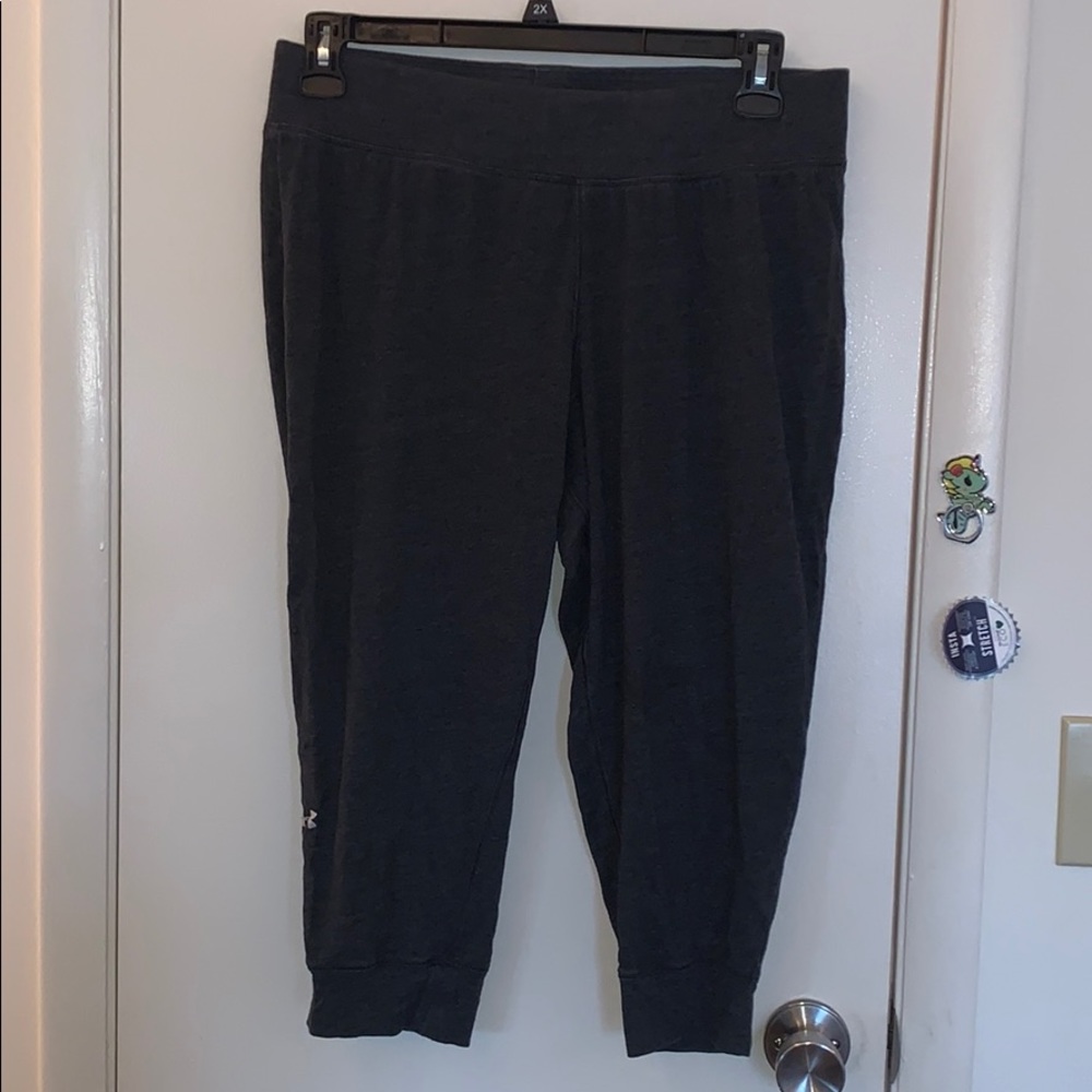 Grey under armor sweats XL